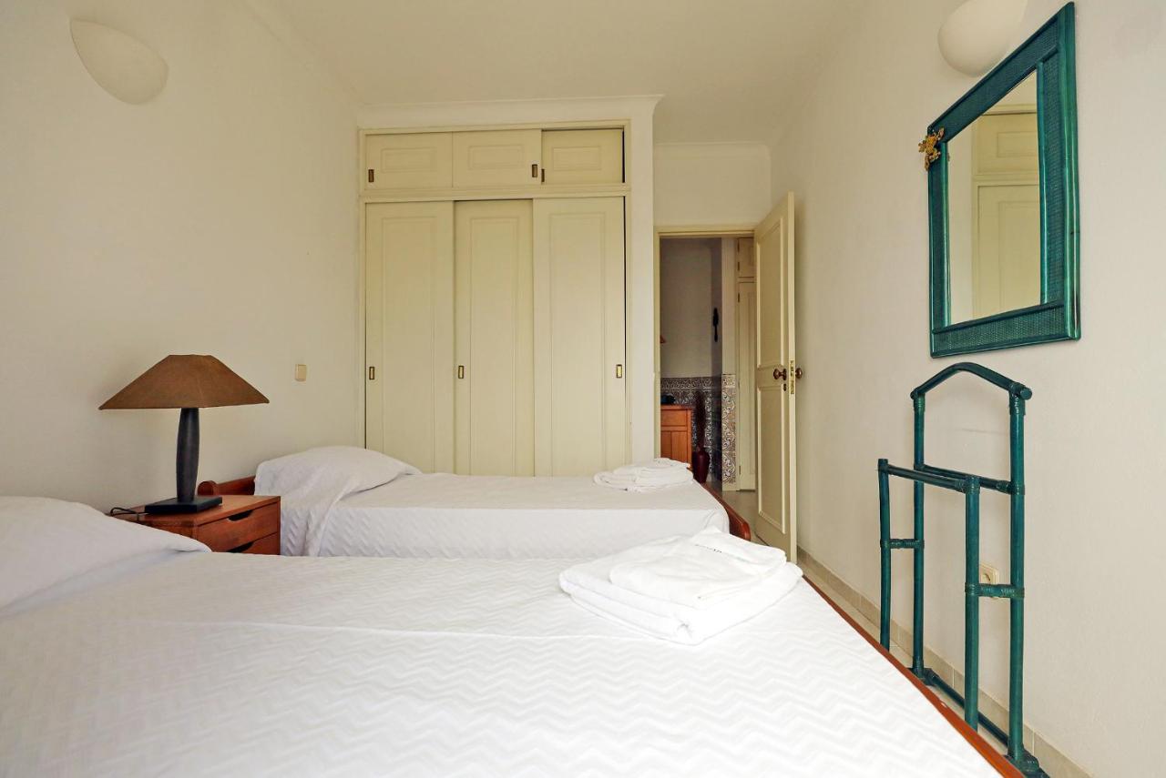 B60 - Lagos Promenade View Apartment Bagian luar foto